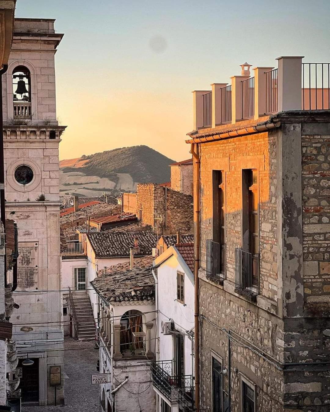 Dormire Nel Borgo Bovino Extérieur photo